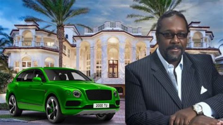 Astonishing Wealth: Demond Wilson's Net Worth Revealed